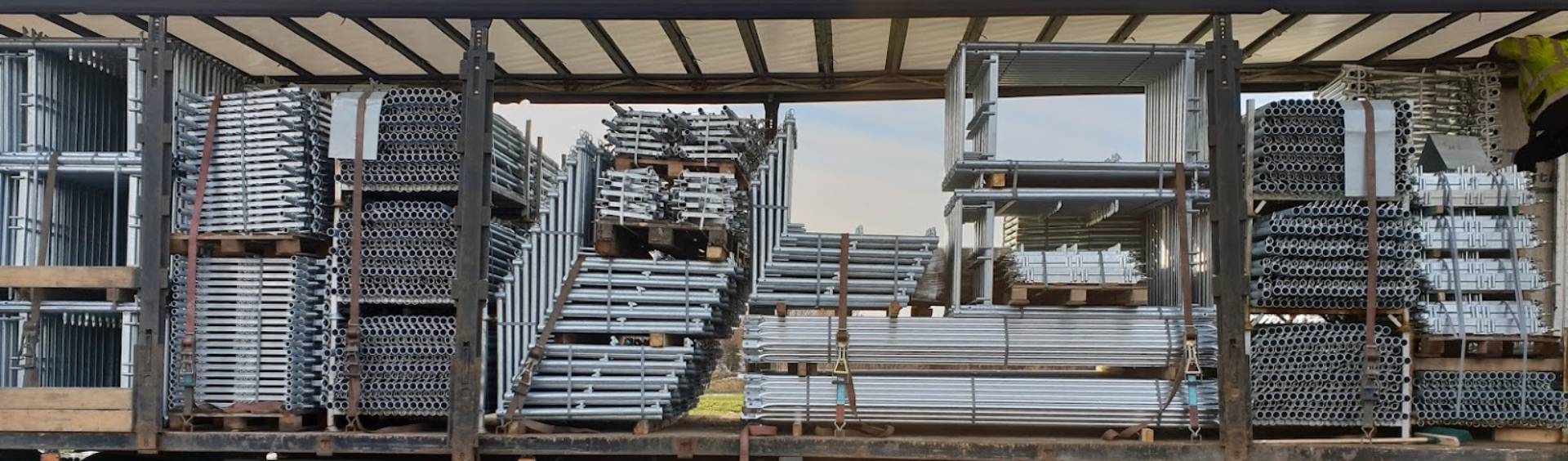POL-MET ponteggi per facciate, edili, modulari, a tubi e giunti, plettac